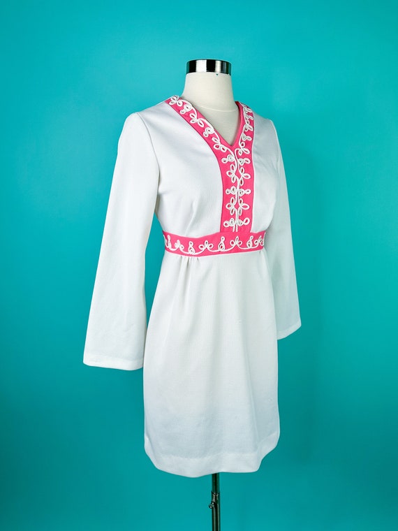 60s 70s White and Pink Mini Dress Longsleeve - image 5