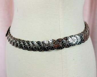 Vintage 1970s Silver Toned Medallion Belt Stretch Belt M/L