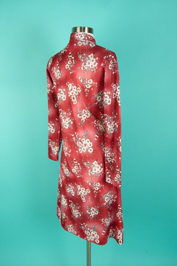 1970s 30" Waist Red Floral Dress - image 8