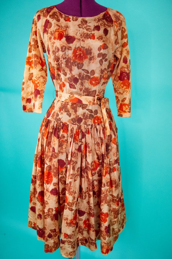 Vintage 1950s Floral Dress Copper Red XS 22 24 wa… - image 2