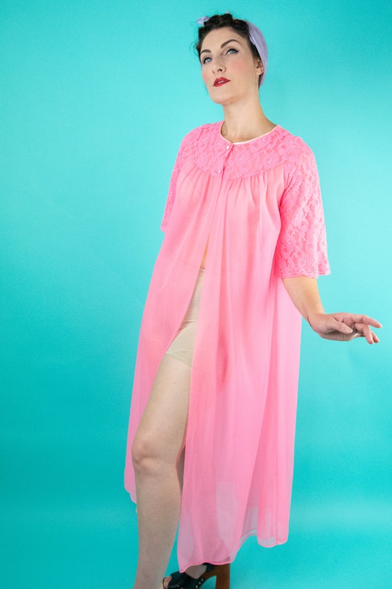 1950s 60s Pink Robe - Peignoir Robe - Pink Nightgo