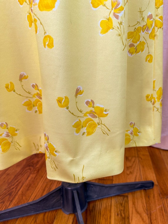 Vintage 1970s Yellow Floral Maxi Dress - image 7