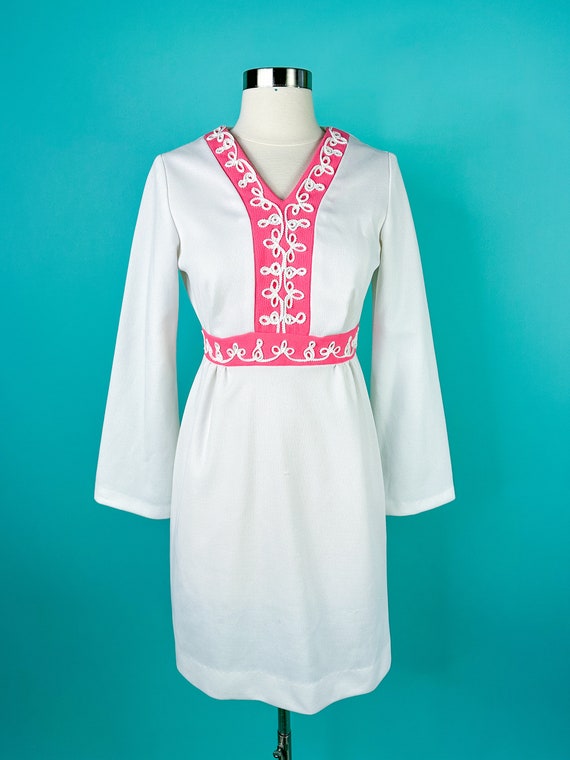 60s 70s White and Pink Mini Dress Longsleeve - image 4