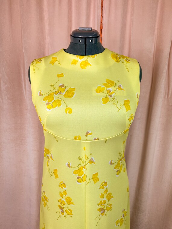 Vintage 1970s Yellow Floral Maxi Dress - image 8