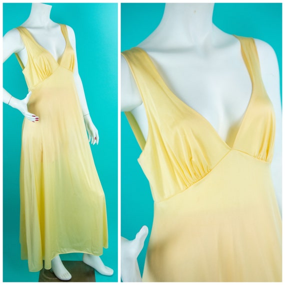 1960s Yellow Nightgown - Long Nightgown - Night Sl