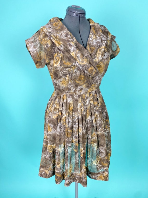 Vintage 1950s Floral Dress Brown 31W Medium Large - image 6