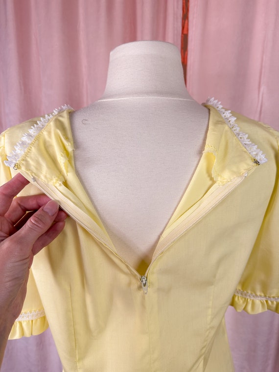Vintage 1960s Yellow Blouse - image 9
