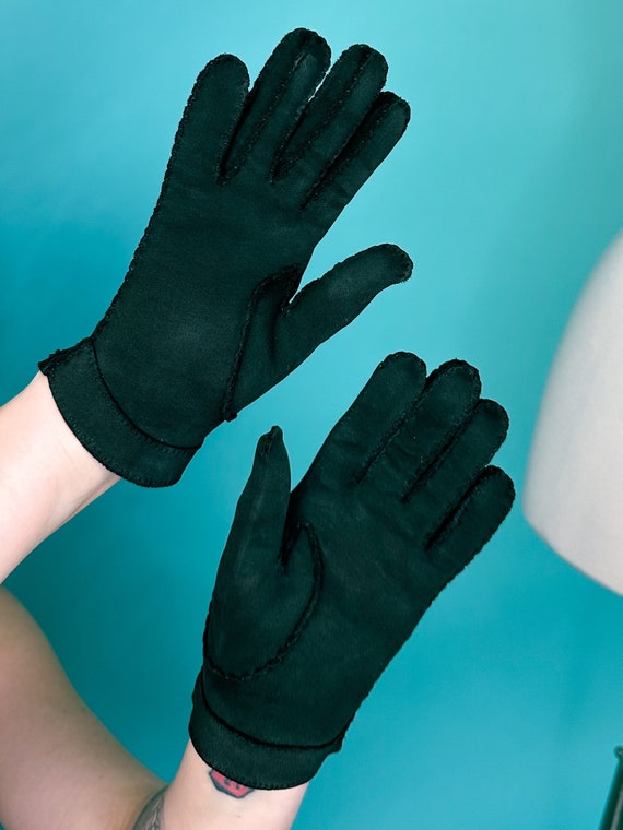 40s 50s Black Short Gloves - image 5
