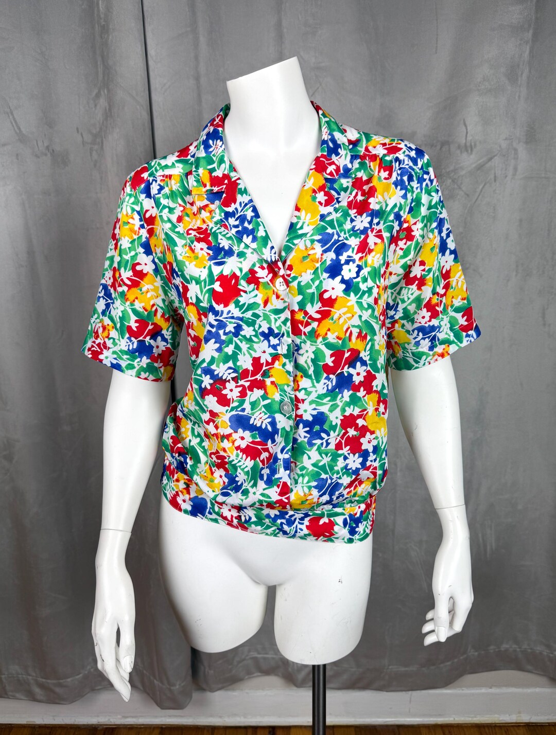 ヴィンテージ 1980年代 90年代 カラフル 花柄ブラウス S/M - Etsy 日本