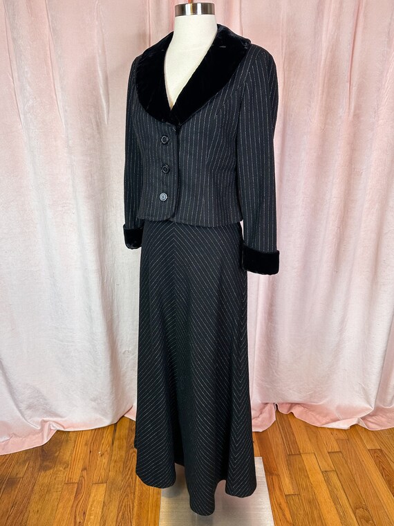 Vintage 1960s 70s Black Pinstripe Skirt Suit Set … - image 3