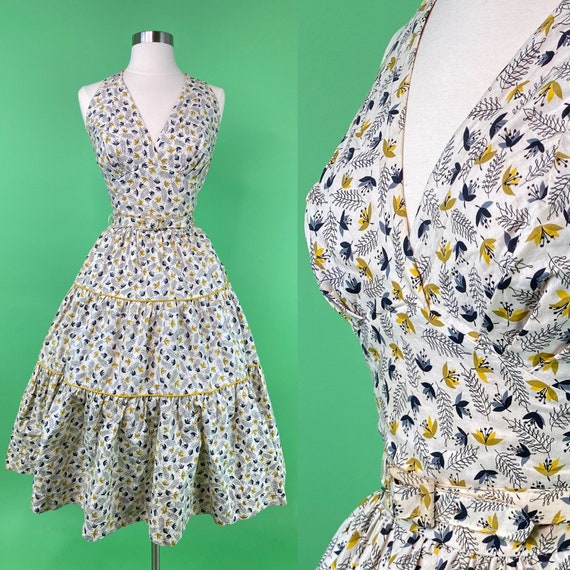 Vintage 1950s Halter Dress XS 24 Waist - White Yel