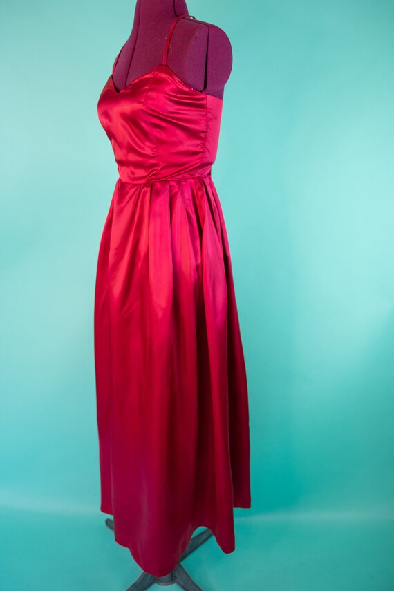 1970s 26W Red Halter Dress Evening Gown Set JC Pe… - image 6