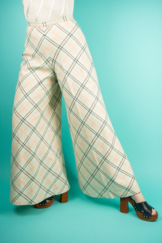 1970s 27W Plaid Pants Bell Bottom Trousers - image 8