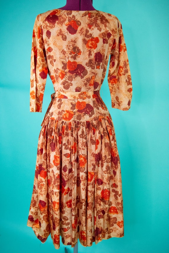 Vintage 1950s Floral Dress Copper Red XS 22 24 wa… - image 8