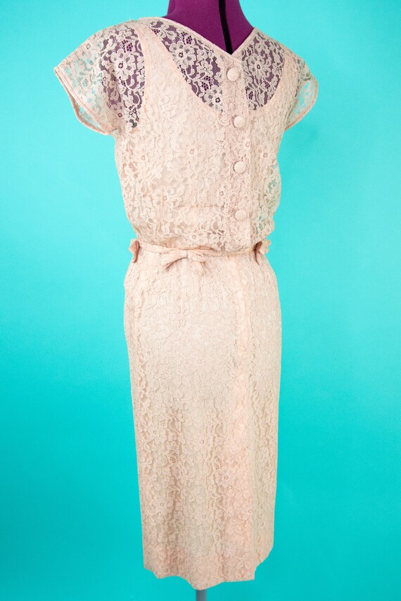 1950s XS Blush Lace Wiggle Dress 24 W - image 5