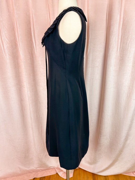 WOUNDED Vintage 1960s Black Dress Diamond Collar … - image 8