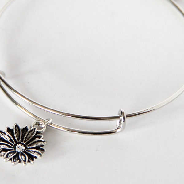 Daisy Silver Expandable Bangle / Adjustable Charm Bracelet / Stackable Nature Flower Trendy Charity Bangle