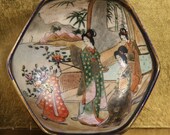 Antique Japanese Satsuma Bowl Hand Painted Early 20th Century Signed