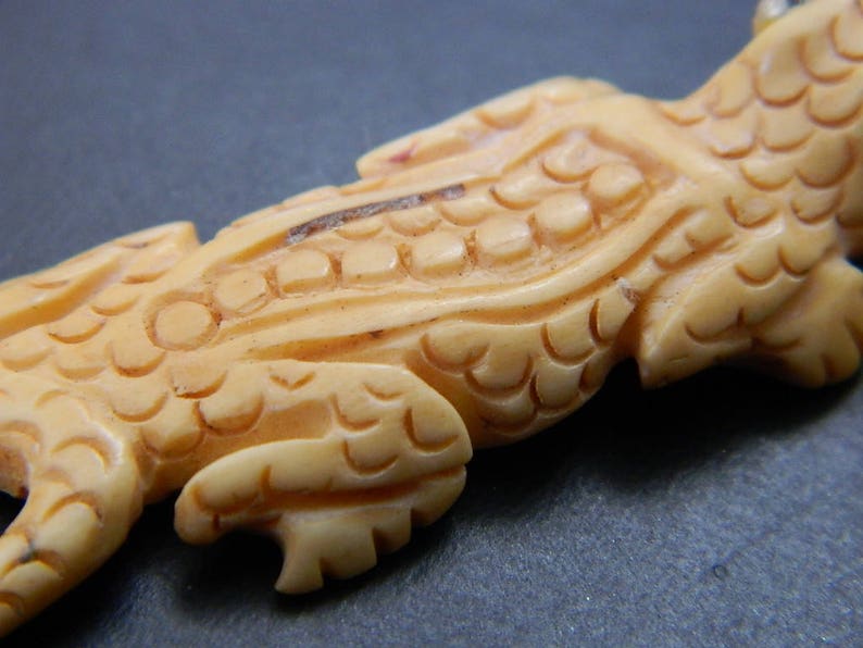 Handmade Carved Ox Bone Lizard Focal Pendant Bead Amulet Pendant 55MM Sandy Brown Hand Carved Ox Bone Lizard Pendant Bead Amulet