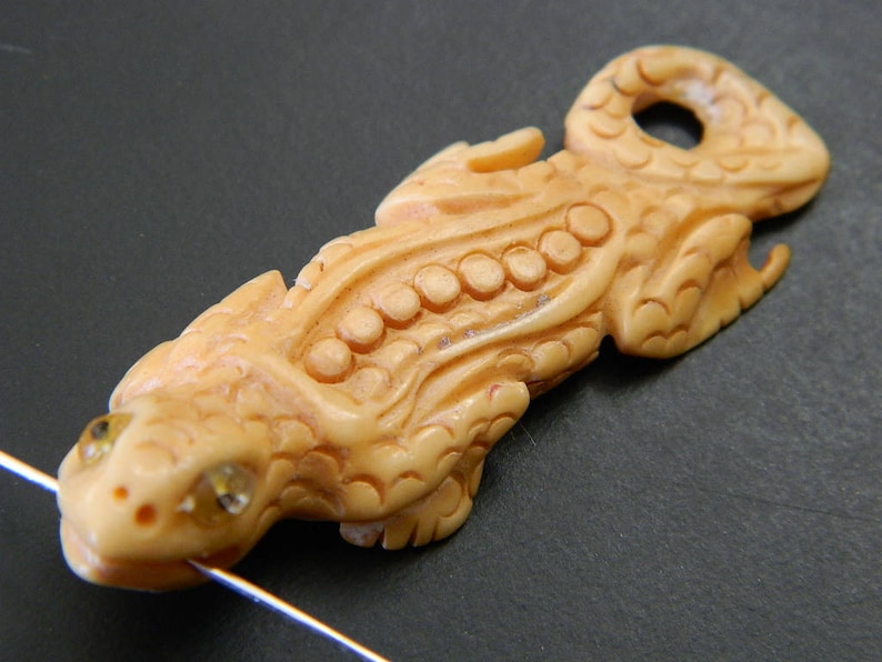 Handmade Carved Ox Bone Lizard Focal Pendant Bead Amulet Pendant 55MM Sandy Brown Hand Carved Ox Bone Lizard Pendant Bead Amulet