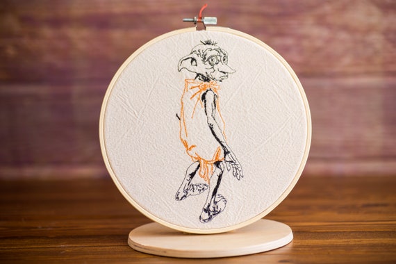 Acabado bordado en el aro. | Etsy