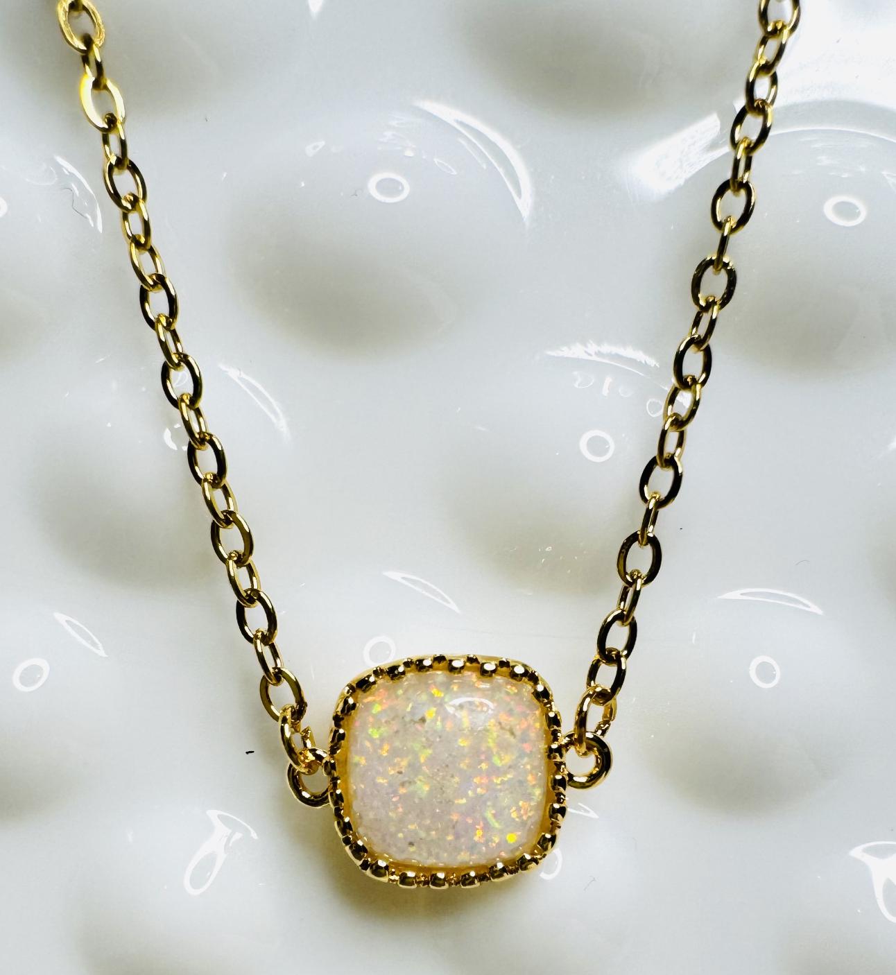 ⭐️激レアネックレス付き⭐️THE LIFE OF A SHOWGIRL Life of a Showgirl Necklace - Etsy