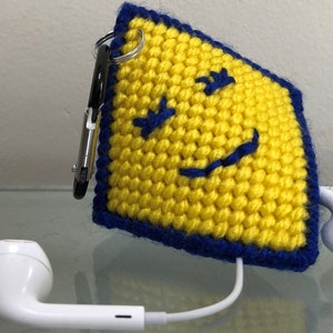Ear plug holder