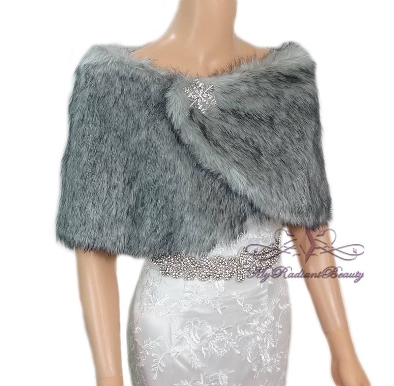 Faux Fur Wrap, Faux Fur stole, Grey Chinchilla Wrap, Fur Shawl, Fur Shrug, Bridal Cape, Bridal Stole, Faux Fox Wrap, FW108-GREYCHIN image 2