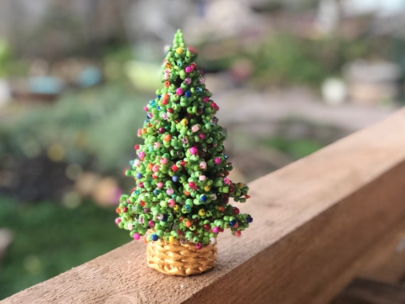 Beaded xmas tree discount