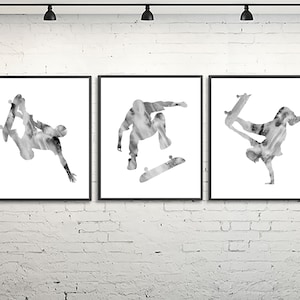 Kids Black White Skateboarder Print, Skateboard Poster Set, Street Sport Artwork, Boy Room Decor, Extreme Sports Wall Art, Teen Gift -Z15