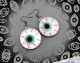 Eyeball Shaker Earrings | Go look around on Halloween!