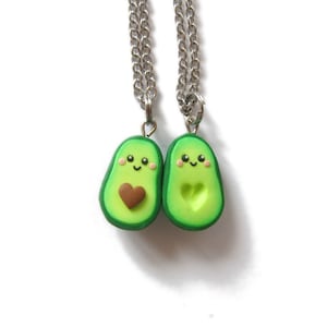 Avocado Halskette, niedlicher Avocado Schmuck, Freundschaftsschmuck, BFF Geschenke, grüne Halskette für 2, Avocado Geschenke, Avocado Zubehör für Mädchen