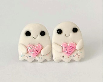 Kawaii Ghost Stud Earrings | Cute Polymer Clay Ghosts Holding Pink Hearts | Handmade Halloween Jewelry | Sweet Gift for Her