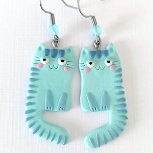 Brincos de Gatinho Fofos – Brincos Pendentes de Gatinho Verde Menta – Joias Kawaii de Argila Polimérica – Presente Artesanal para Amantes de Gatos