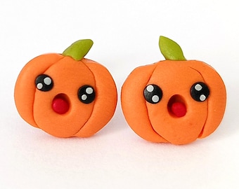 Cute Pumpkin Stud Earrings – Kawaii Halloween Pumpkin Earrings – Handmade Polymer Clay Jack O'Lantern Studs – Fall Jewelry Gift