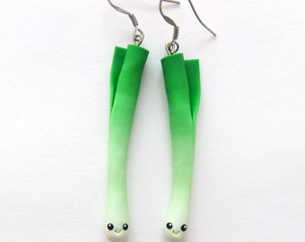 Grüne Lauch Ohrringe - Lustige Gemüse Ohrringe, Vegan Schmuck, Vegetarisches Essen Schmuck, Süße Ohrringe aus Polymer Clay, Geschenkidee Weihnachten
