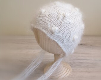 Newborn mohair bonnet / Newborn bonnet / Mohair hat / Hand knit bonnet