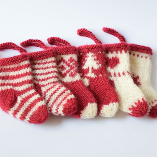 Mini medias navideñas de punto/ JUEGO DE 6 calcetines pequeños en miniatura/Adornos de medias navideñas/ Decoraciones para árboles de Navidad/ Regalo de Navidad