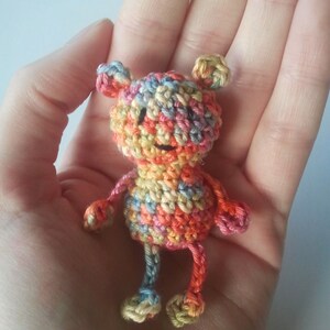 Snuggie a Dutch amigurumi crochet pattern image 1