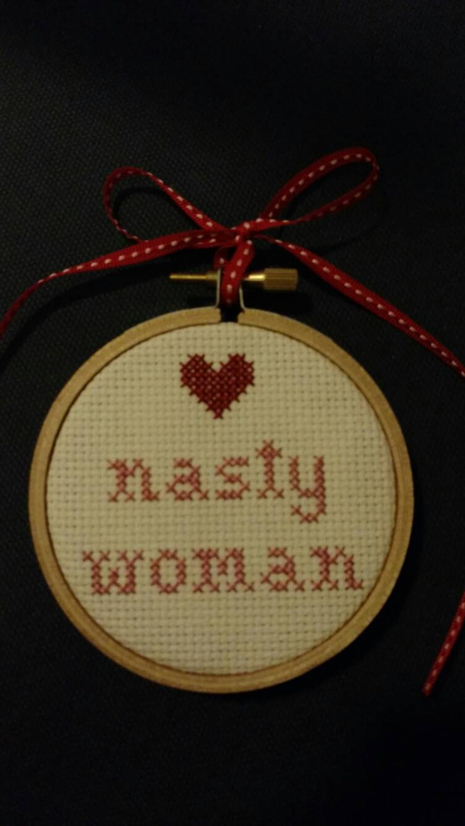 Méchante femme Trump Hillary citation Croix ornement de