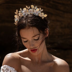 Bridal crown and bridal tiara headband. Floral wedding headpiece and bridal headpiece tiara. Tiara crown and floral wedding crown GRACELYN