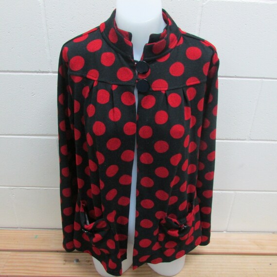red and black polka dot top