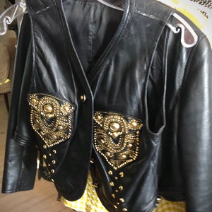 Golden Atelier Cropped Zipper Varsity Jacket