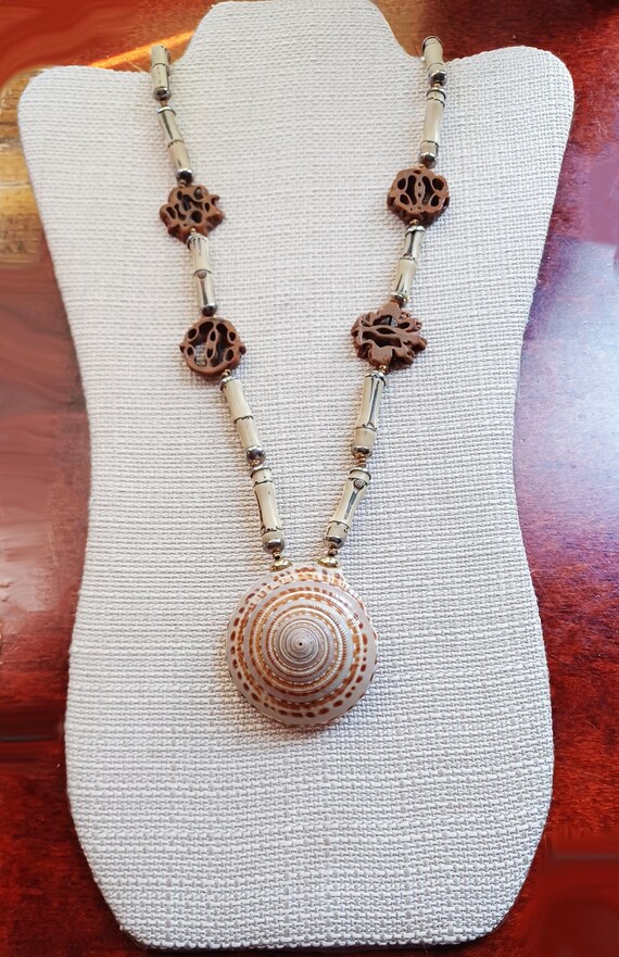 Vintage Signed Miriam Haskell Long Seashell, Bamb… - image 4