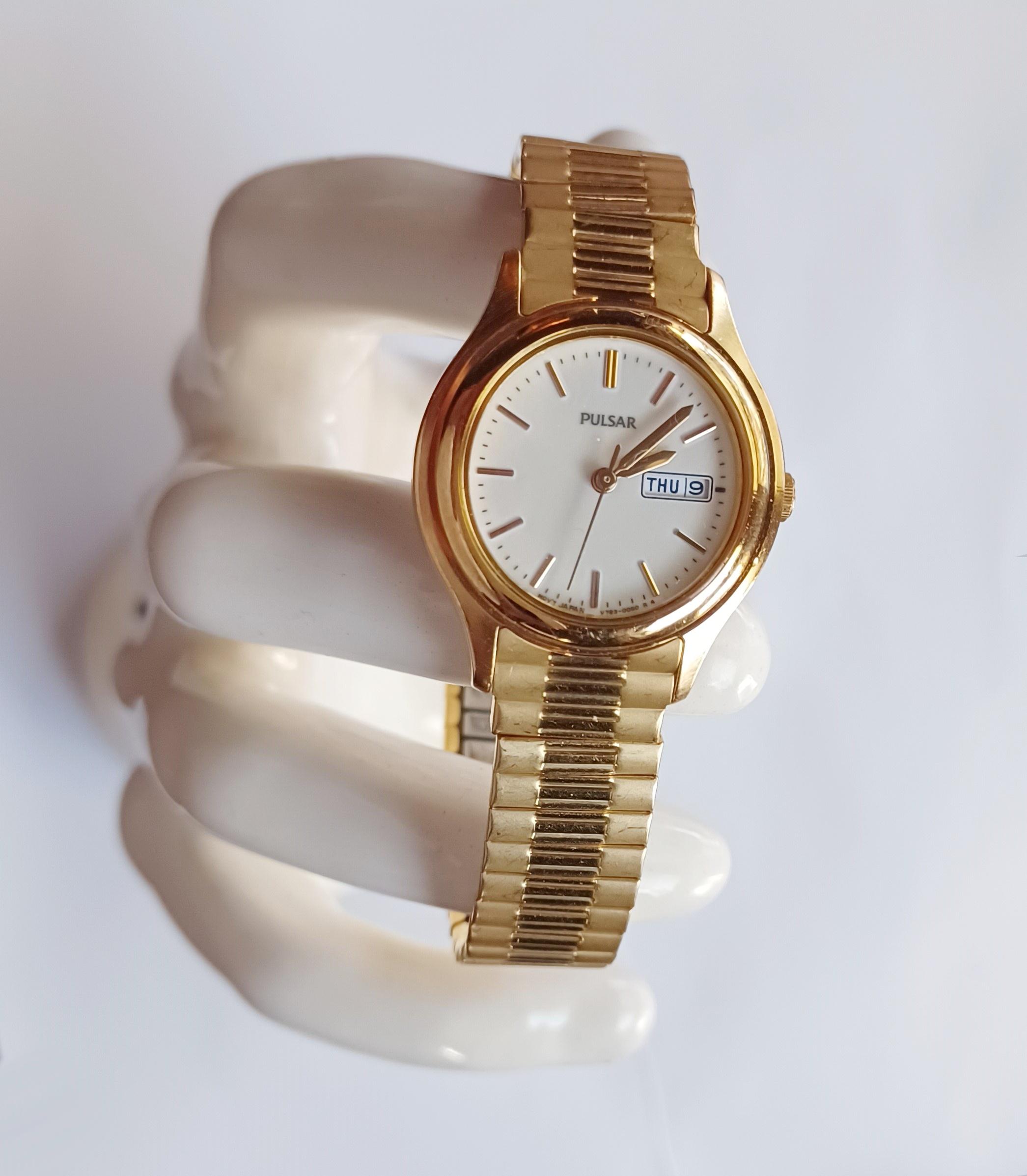 chinese dress ladies Pre-owned Minimalist Pulsar by Seiko Women's Watch main image 0