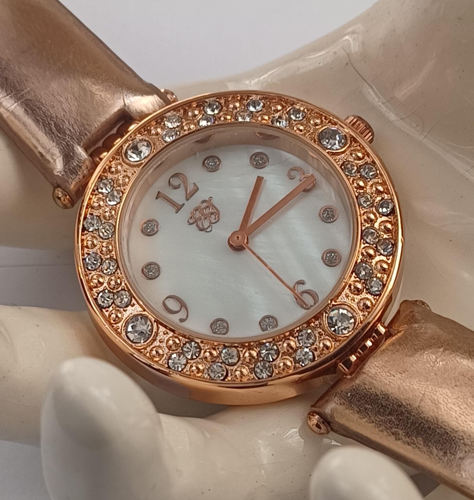 Rare Vintage Elizabeth Taylor Diamond Mother Of Pearl‎ Watch Vintage, Elegant, White Diamonds, Gold Elizabeth Taylor  main image 2