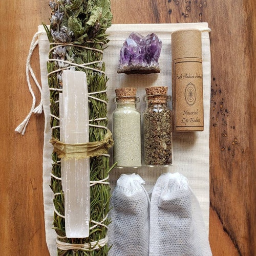 Self-Care Gift Set, Smoke Cleansing Wand, Lemon Balm Herbal Tea, Oat-Matcha Cleansing Mask, Amethyst, Selenite, Lip Balm, Gift Idea, Spa Kit