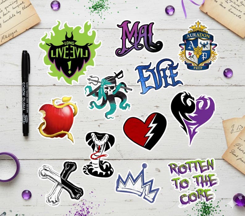 Nachkommen PNG Clipart, Auradon Prep Rise of Red Queen of Hearts Logo Bild 2