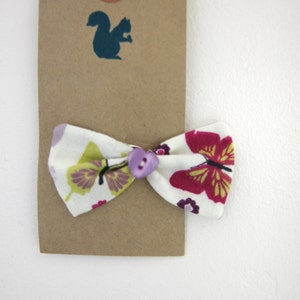 Butterfly hair bow, butterfly hair accessories, butterfly print, butterfly gift, girls hair clip, adult hair bow, snap barette clip bow