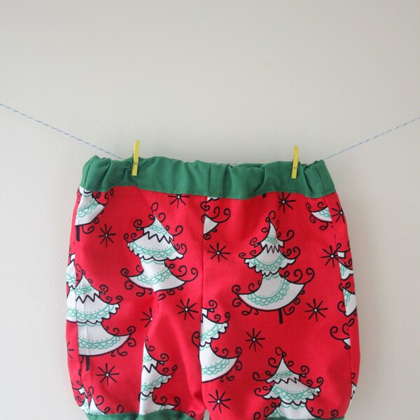 Christmas nappy cover, Christmas diaper cover, Christmas print, Christmas gift, Christmas outfit, holiday outfit, bloomer shorts, baby short